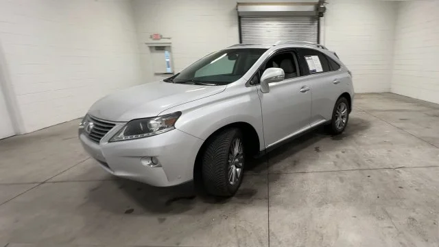 Used 2013 Silver Lexus 350 image 8