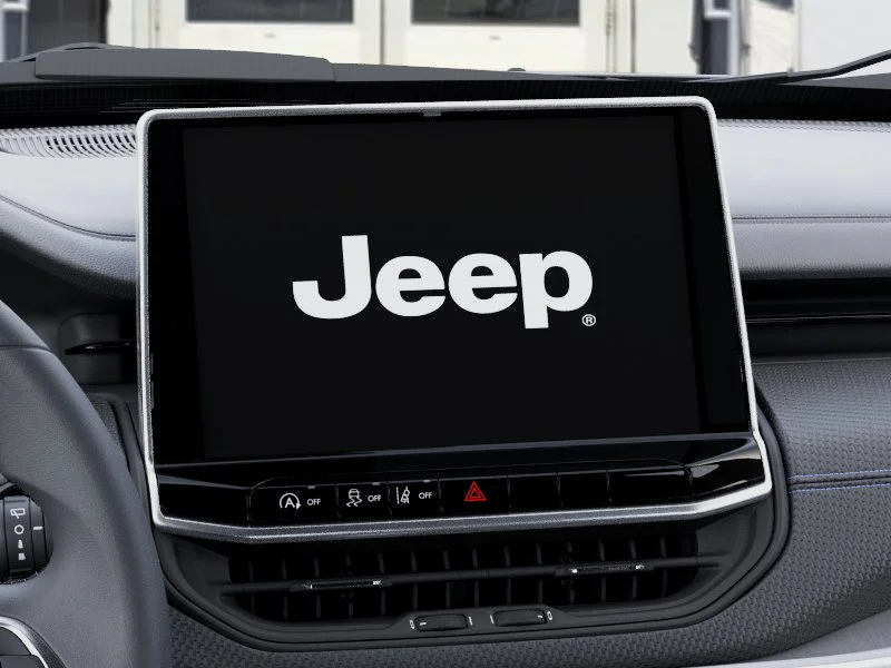 New 2026 Bright White Clear-Coat Exterior Paint Jeep Latitude image 47