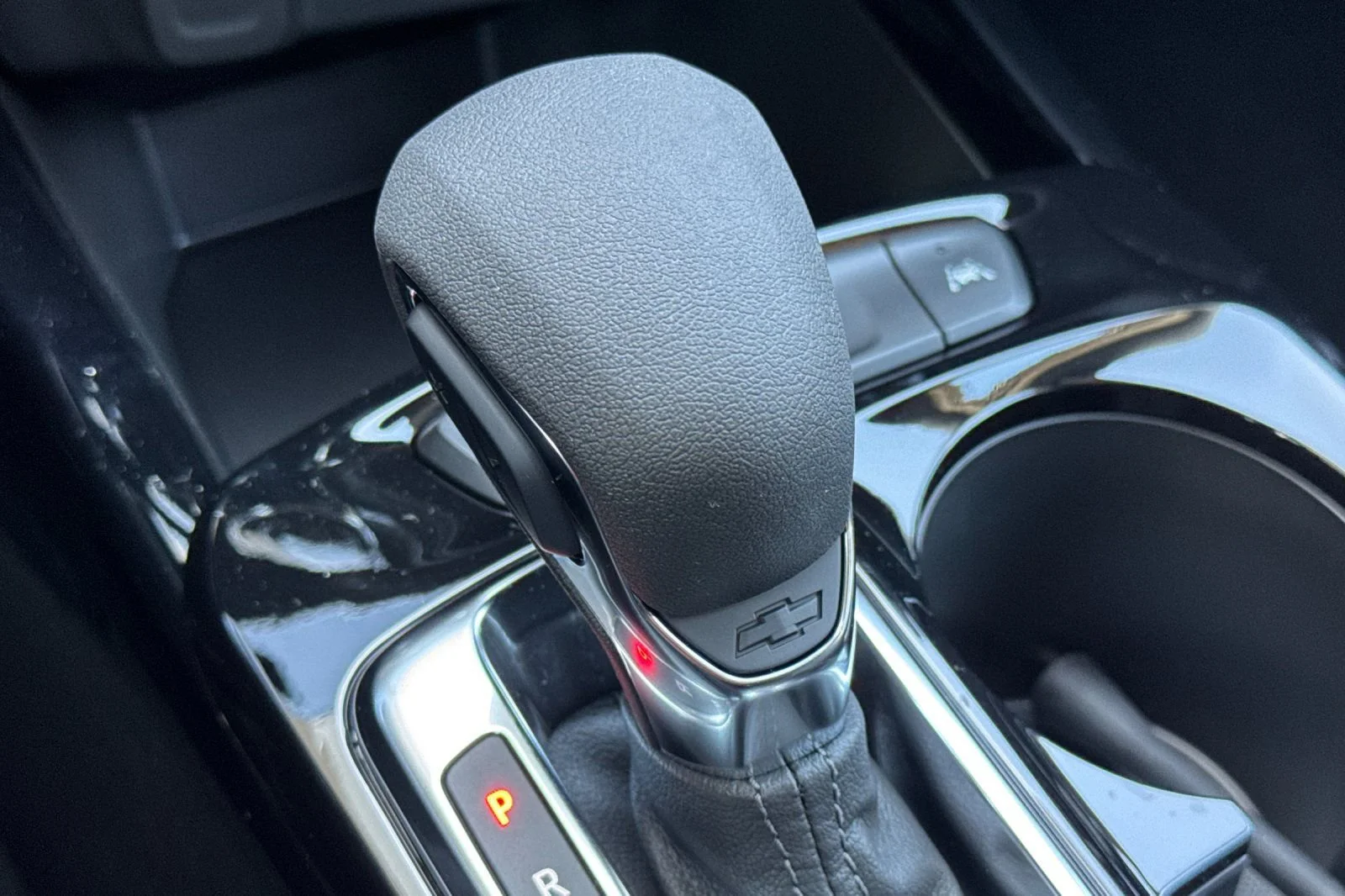 New 2026 Mosaic Black Metallic Chevrolet LT image 20