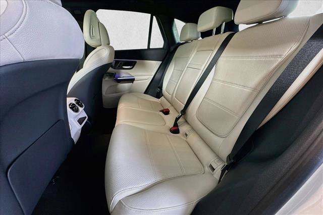 New 2026 Polar White Mercedes-Benz GLC 300 image 52
