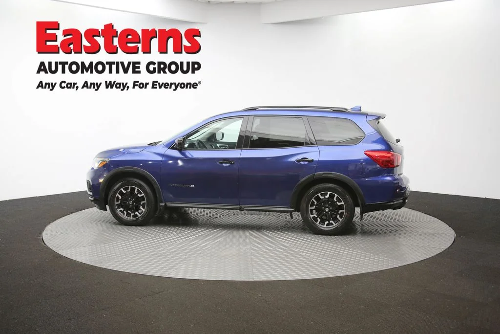 Used 2020 Blue Nissan SL image 63
