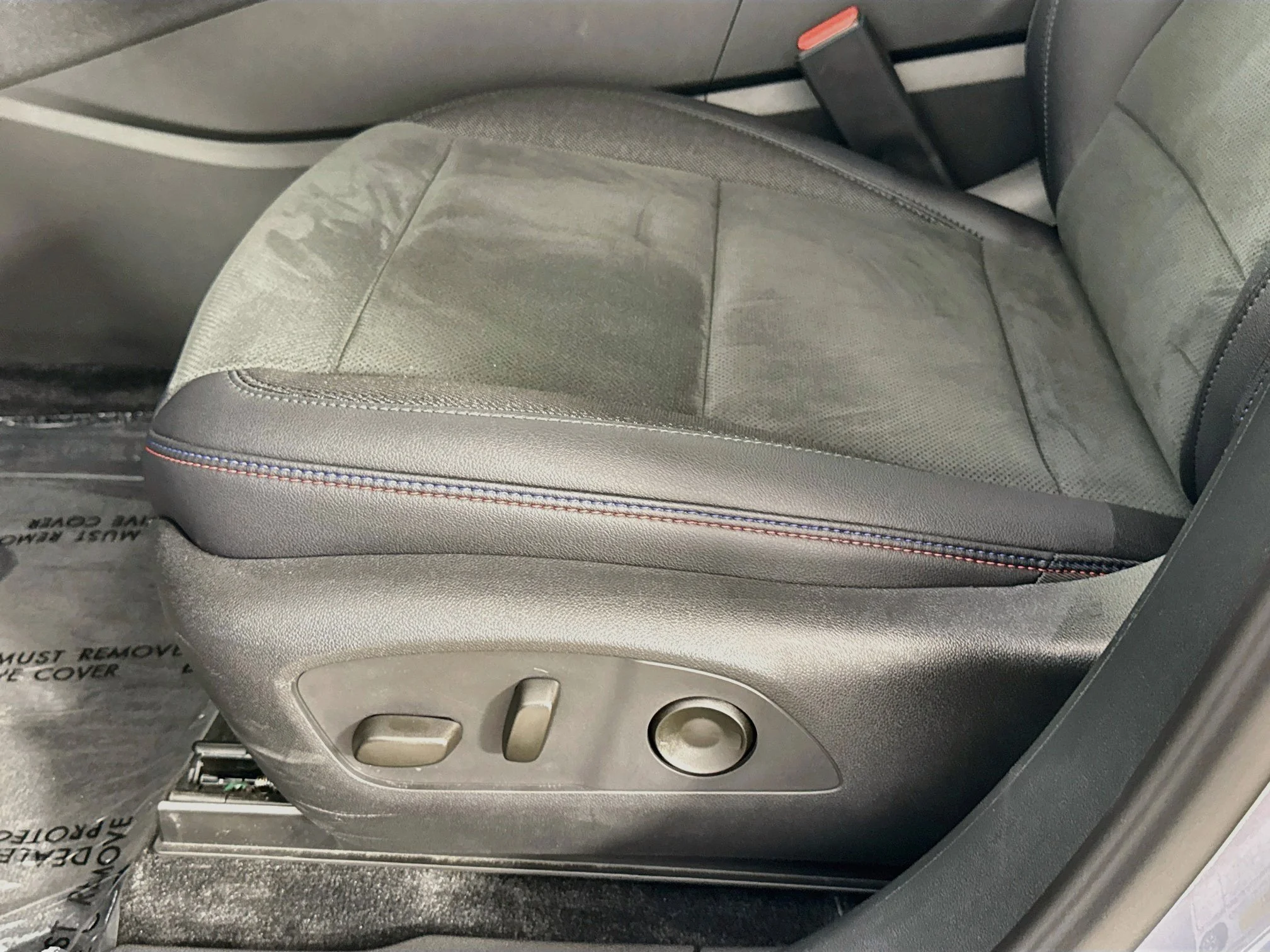 Used 2025 Galaxy Gray Metallic Chevrolet RS image 22