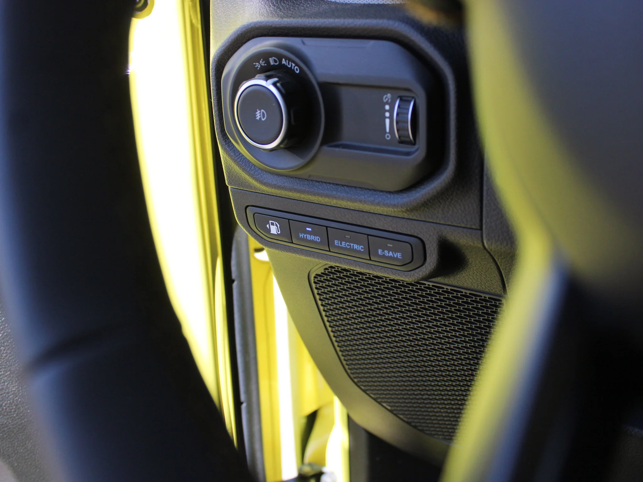 Certified Used 2024 Yellow Jeep Willys * No Accidents | Hybrid | Heated Seats | Trailer Tow Group | Fuel Rims | Apple CarPlay image 25