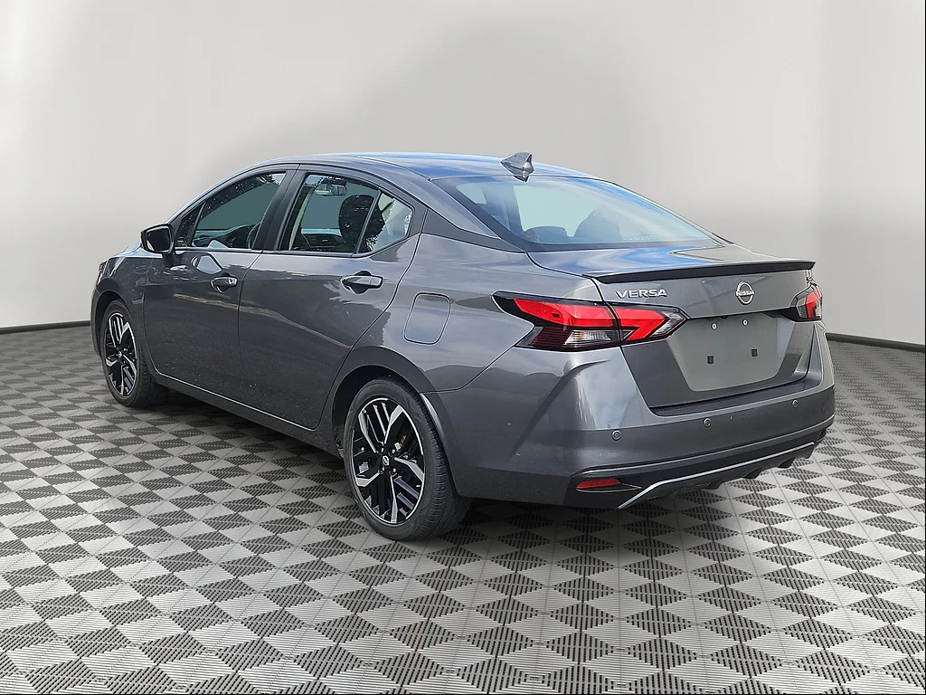 Used 2024 Gun Metallic Nissan SR image 3