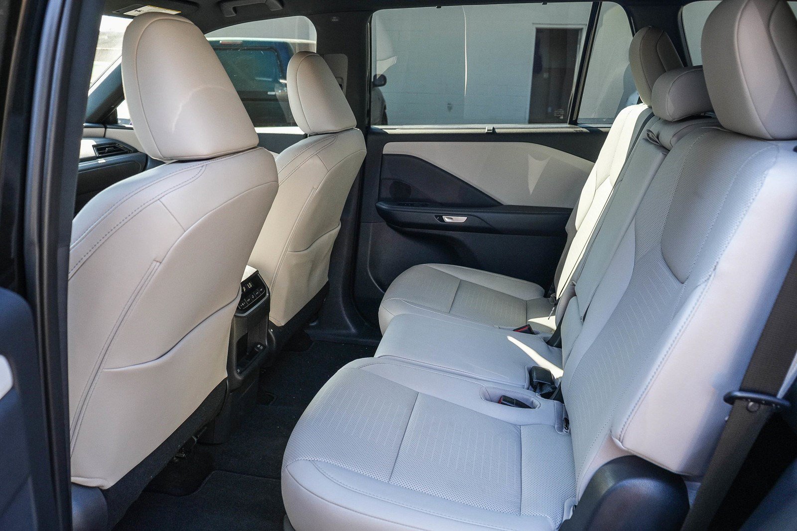 2025 Lexus TX Base - Photo 15