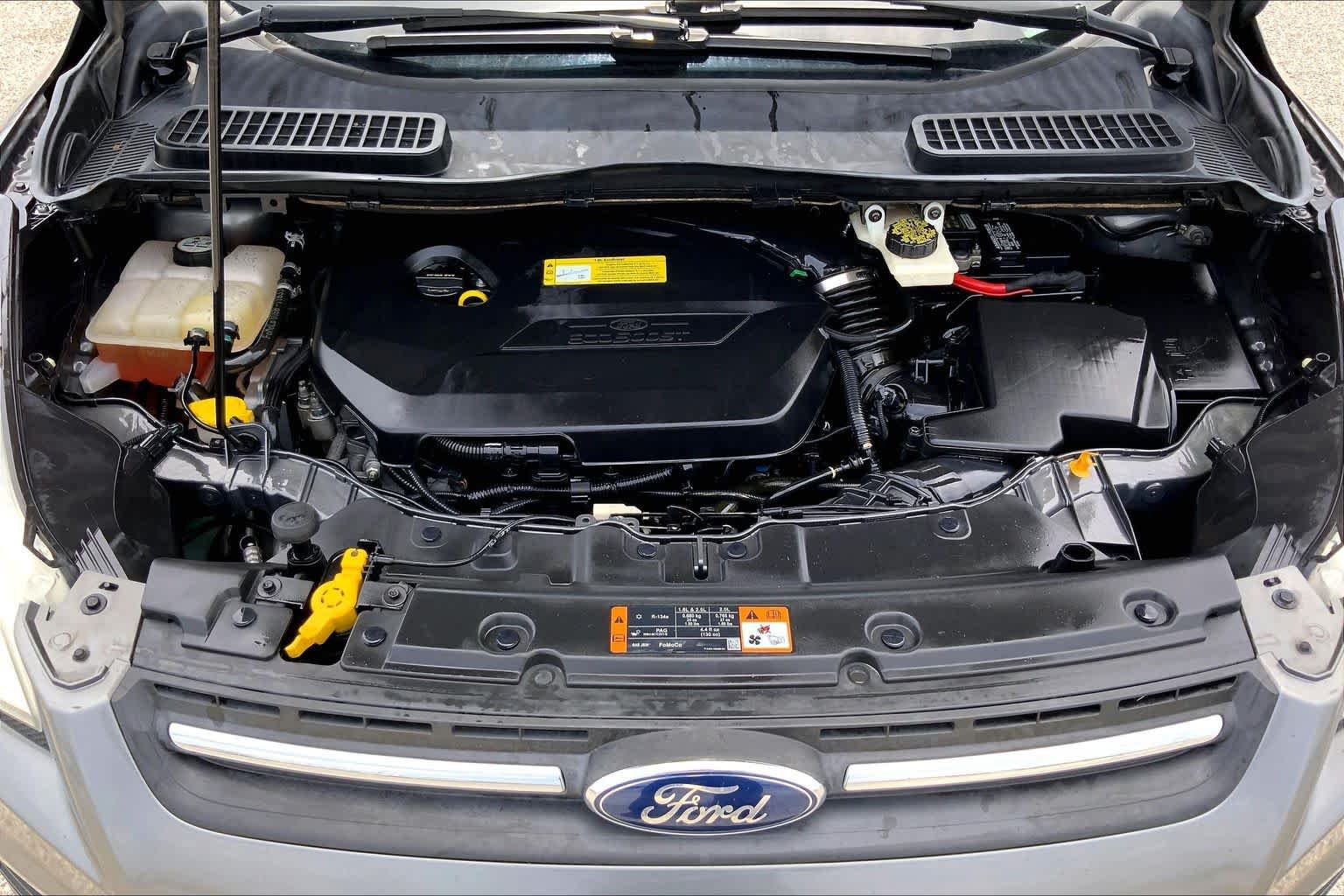 Used 2014 Sterling Gray Metallic Ford SE image 31
