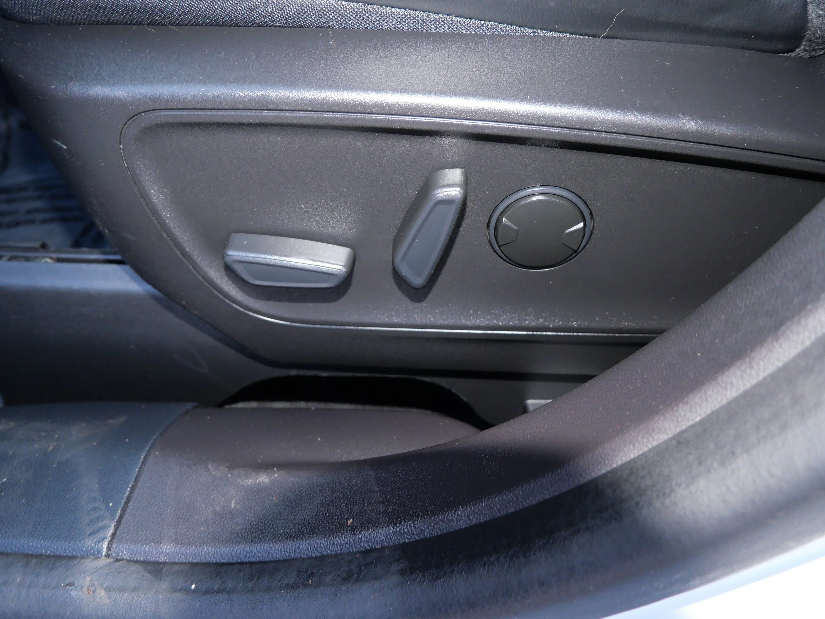 Certified Used 2023 Oxford White Ford ST-Line image 19