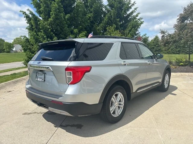 Certified Used 2024 Iconic Silver Metallic Ford XLT image 6