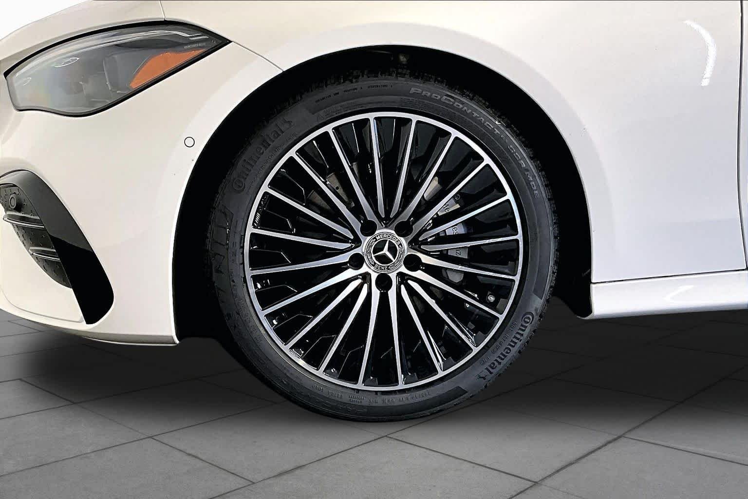 New 2027 Polar White Mercedes-Benz CLE 300 image 17