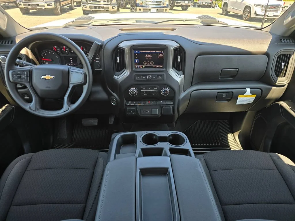 2026 Chevrolet Silverado 2500 HD Custom - Photo 6