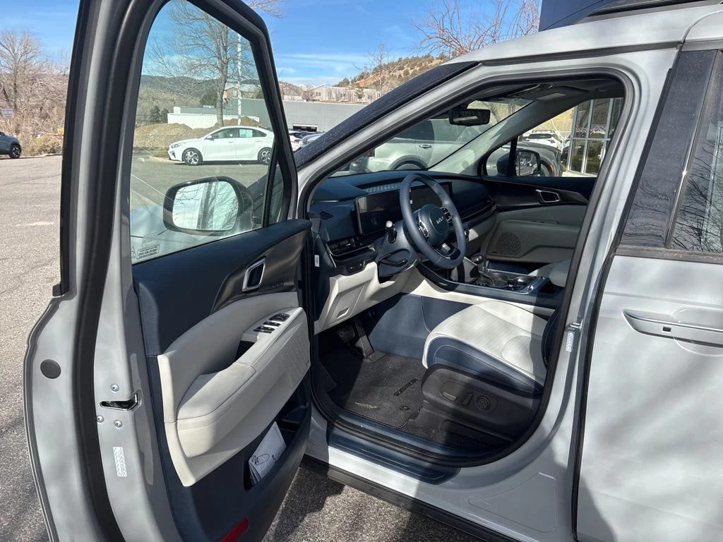 2026 Kia Carnival SX Prestige - Photo 8