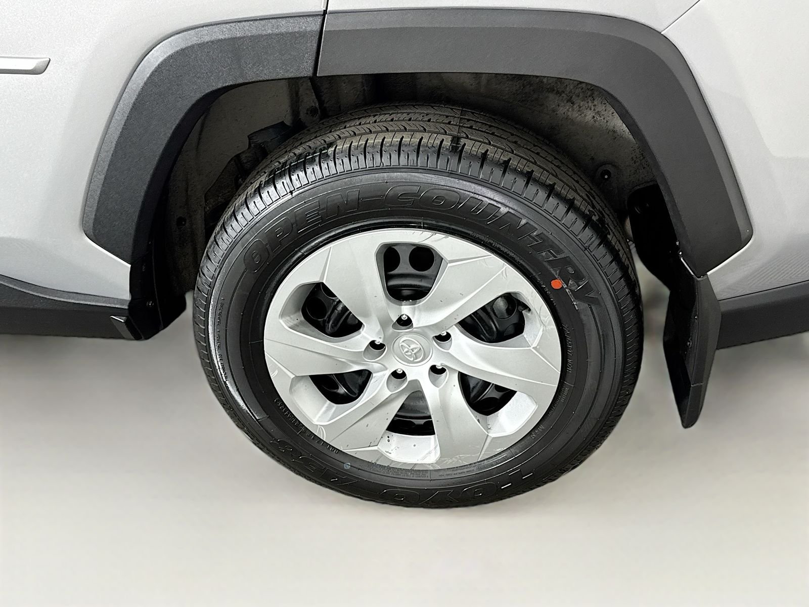 Used 2023 Silver Toyota LE image 18