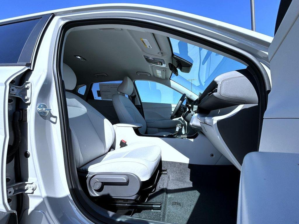 New 2027 Cyber Gray Metallic Hyundai SEL Sport AWD image 15