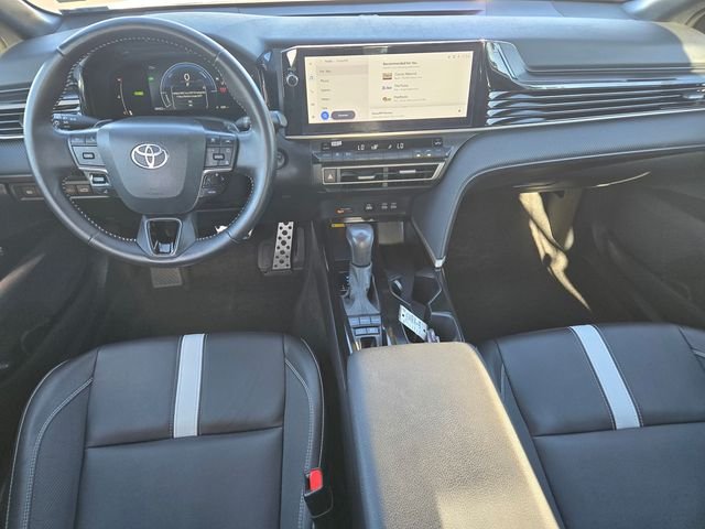 Used 2025 White Toyota SE image 9