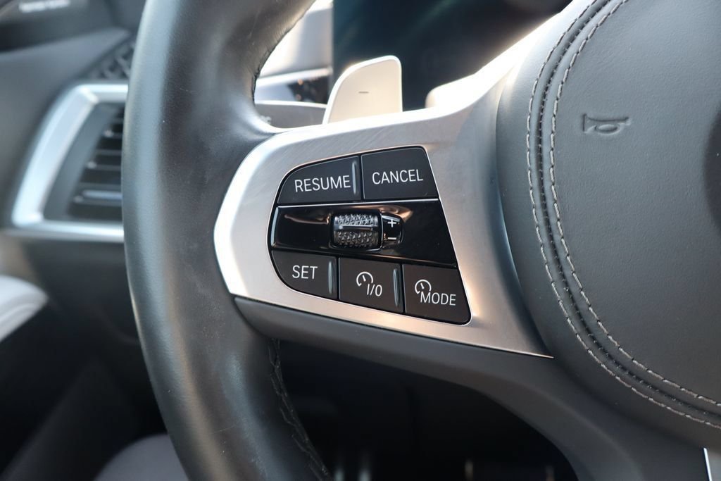 Used 2024 Blue BMW sDrive40i image 37