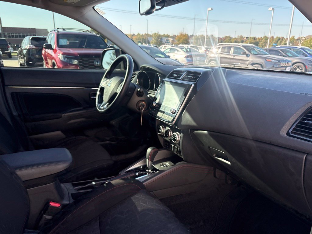 Used 2022 Black Mitsubishi 2.0 LE image 22