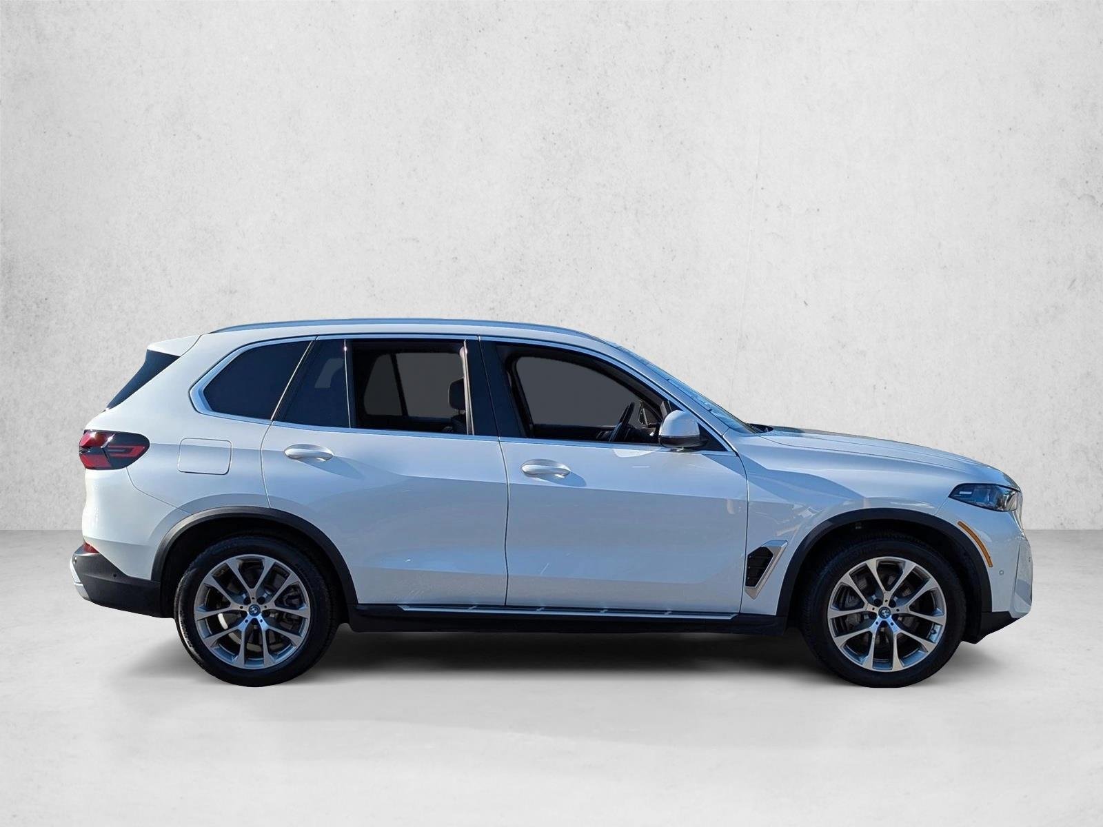 2025 BMW X5 50e - Photo 4