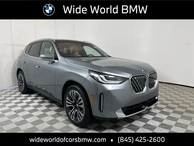 Used 2026 Skyscraper Grey Metallic BMW 30 xDrive image 1