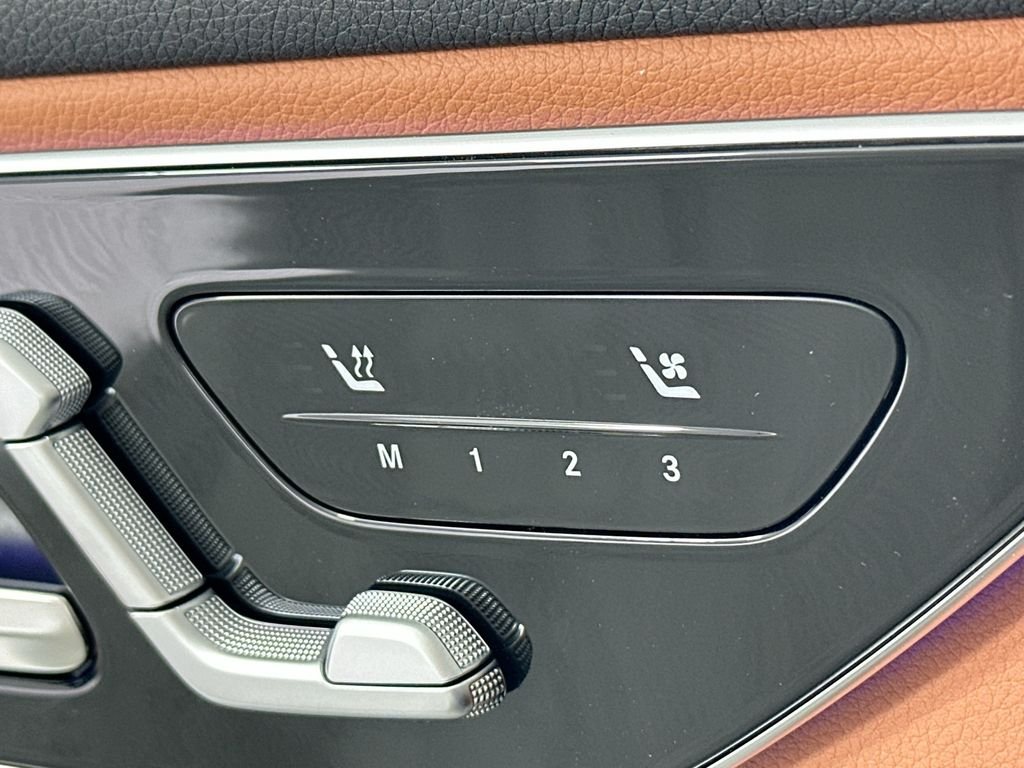New 2026 Polar White Mercedes-Benz GLC 300 image 21