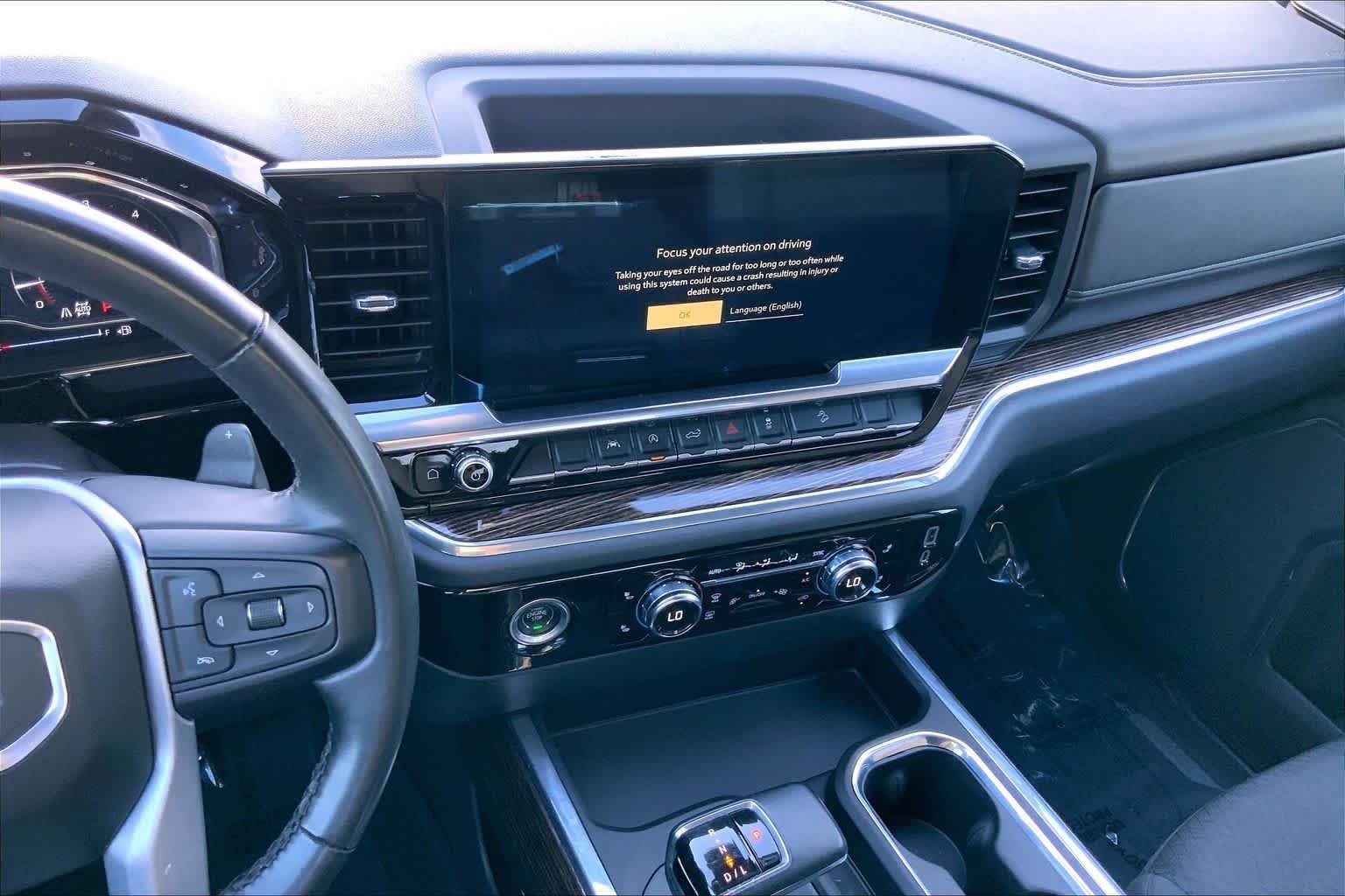 Used 2023 Summit White GMC Elevation image 7