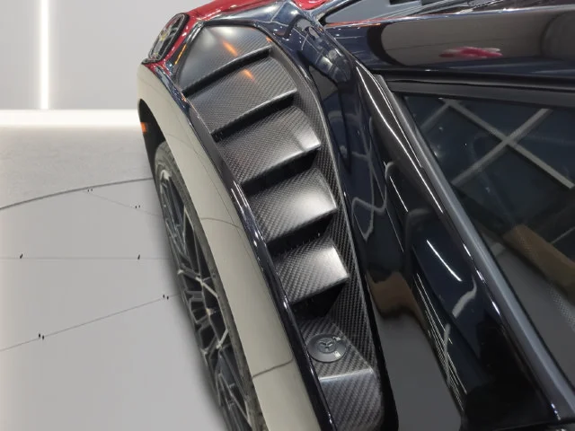 Used 2023 Black Lamborghini Base image 32