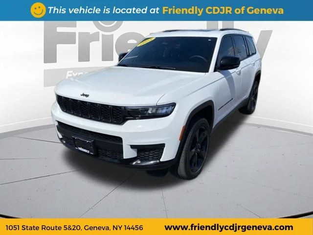 Used 2025 White Jeep Altitude X image 1