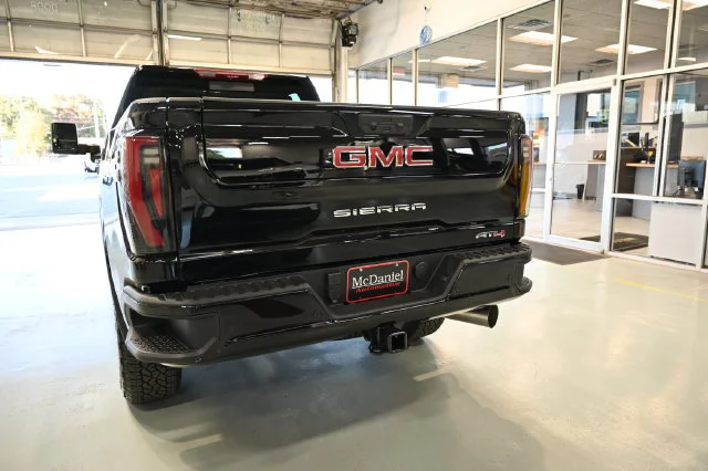 2026 GMC Sierra 2500HD AT4 - Photo 6