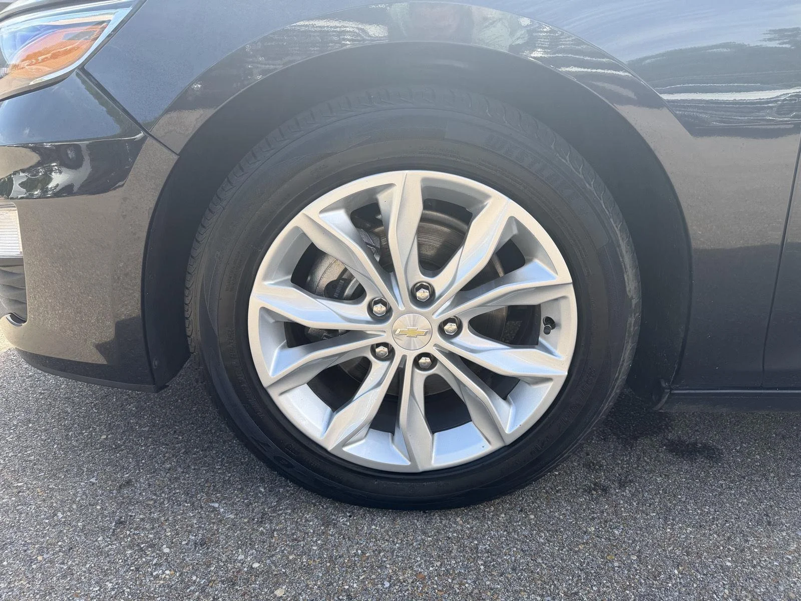 Used 2023 Dark Ash Metallic Chevrolet LT image 23