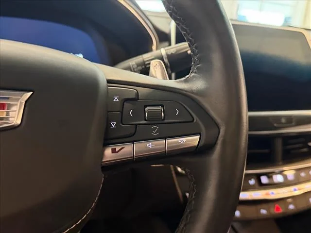 Used 2023  CADILLAC VSERIES image 17