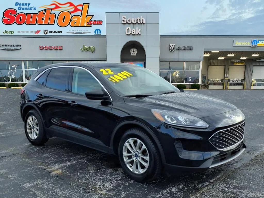2022 Ford Escape SE