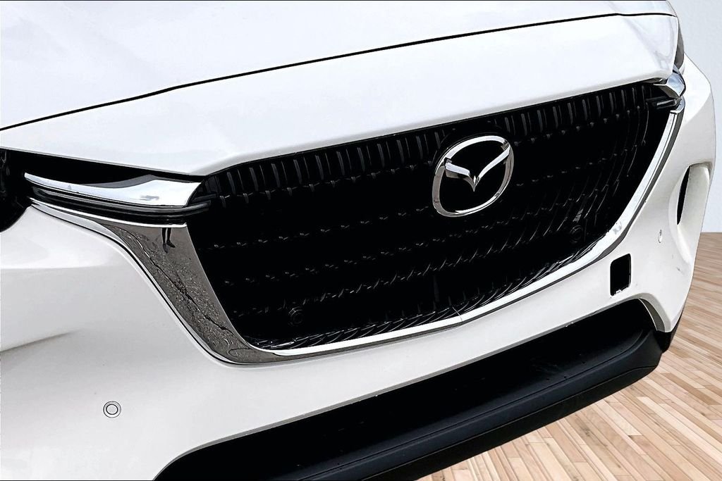 Used 2026 White Mazda 3.3 Turbo Preferred image 28