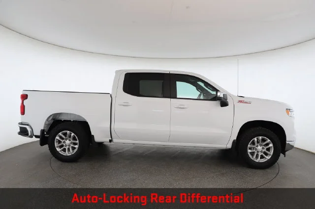 Used 2024 White Chevrolet LT image 26