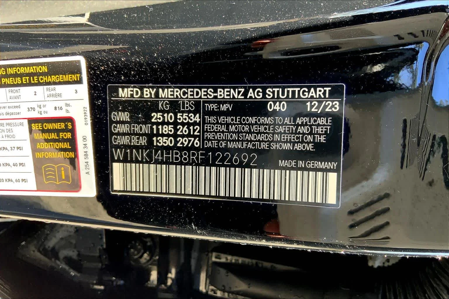 Certified Used 2024 Black Mercedes-Benz GLC 300 image 37
