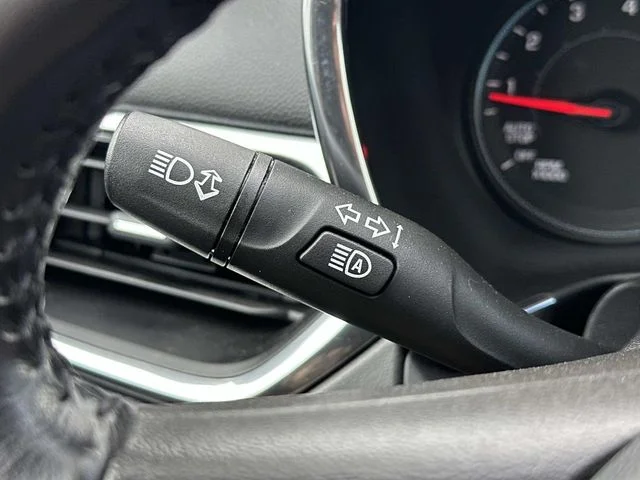Used 2020 Blue Chevrolet LT image 25