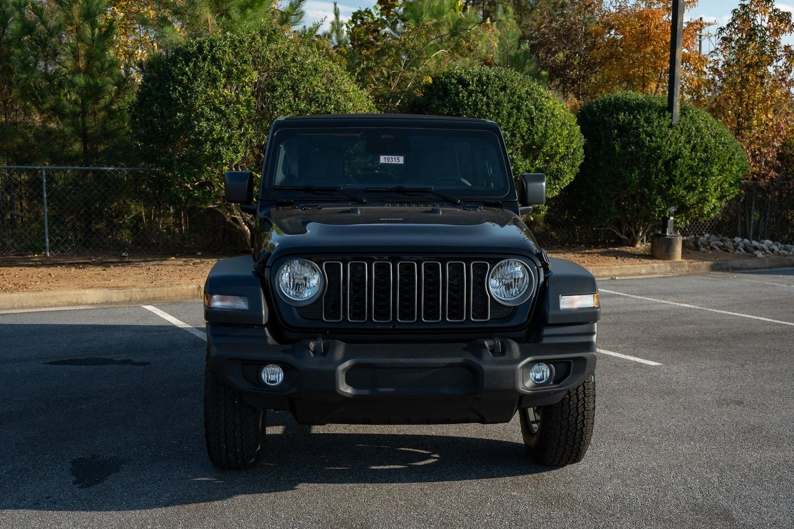 New 2026 Black Clear-Coat Exterior Paint Jeep Sport S image 2