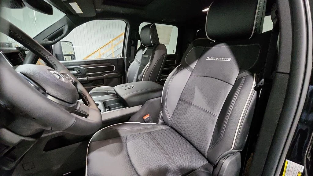 2026 RAM 2500 Laramie - Photo 15