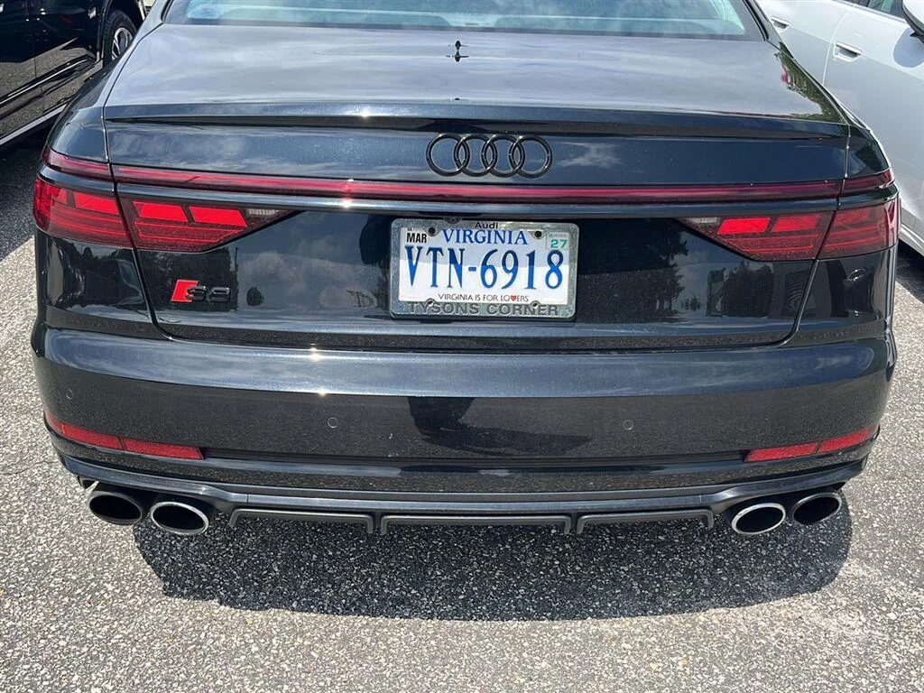 Used 2022 Mythos Black Metallic Audi  image 18