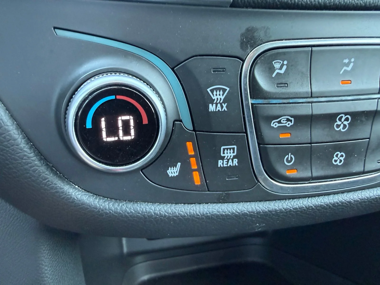 2019 Chevrolet Equinox LT - Photo 25