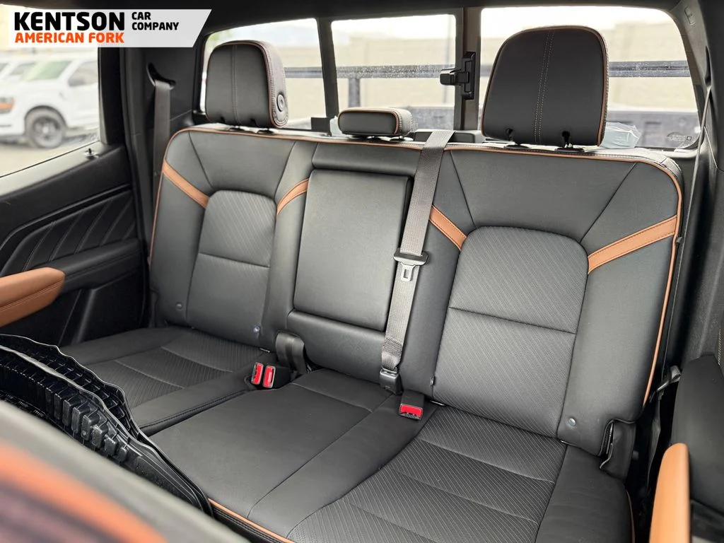 Used 2024 Black GMC AT4 image 30