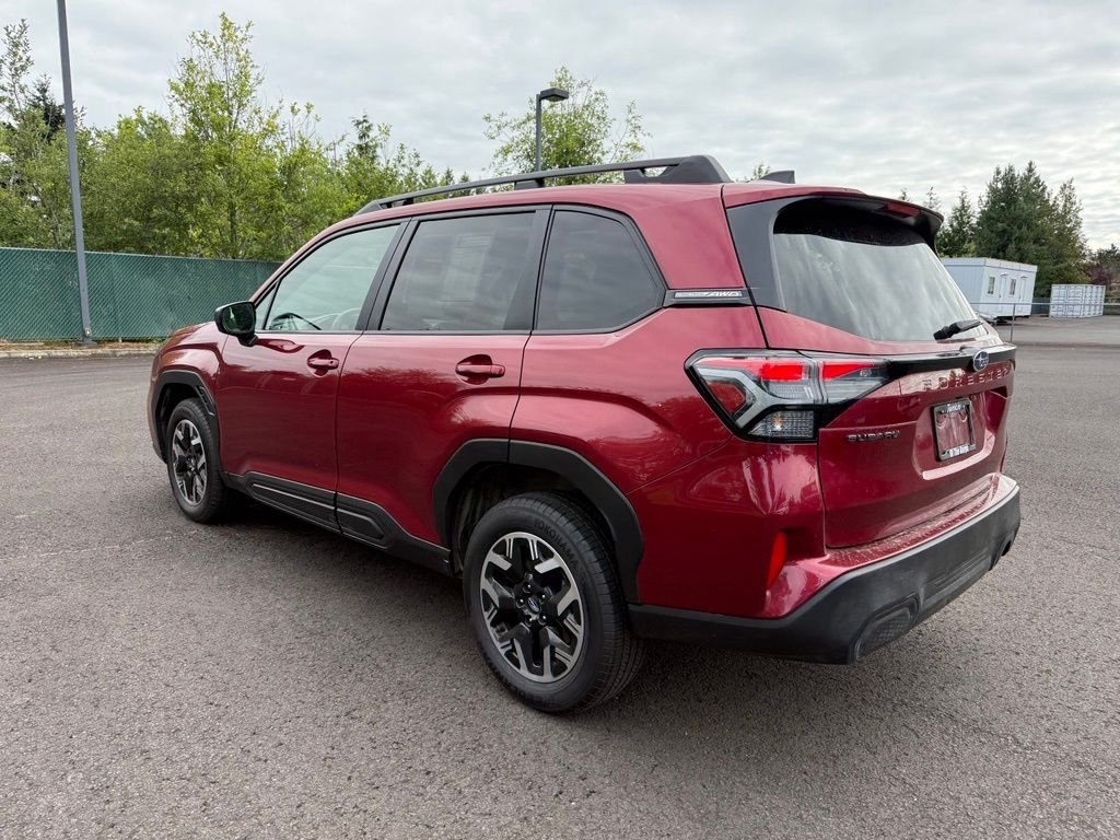 Used 2025 Crimson Red Pearl Subaru Premium image 5