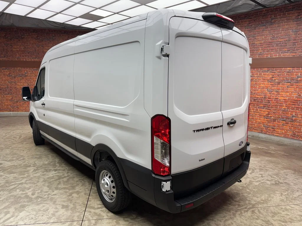 New 2026 Oxford White Ford Cargo Van image 3