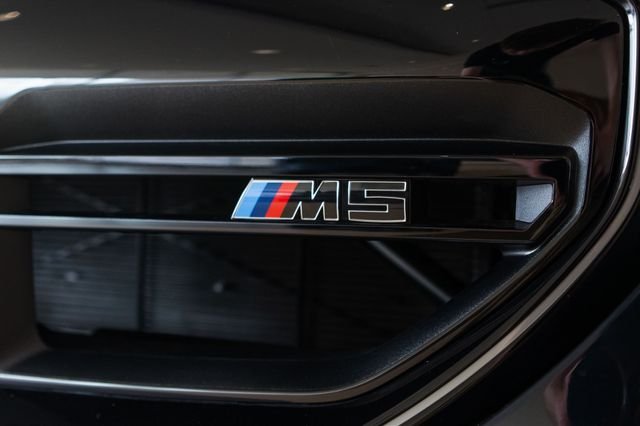 New 2026 Carbon Black Metallic BMW Base image 13