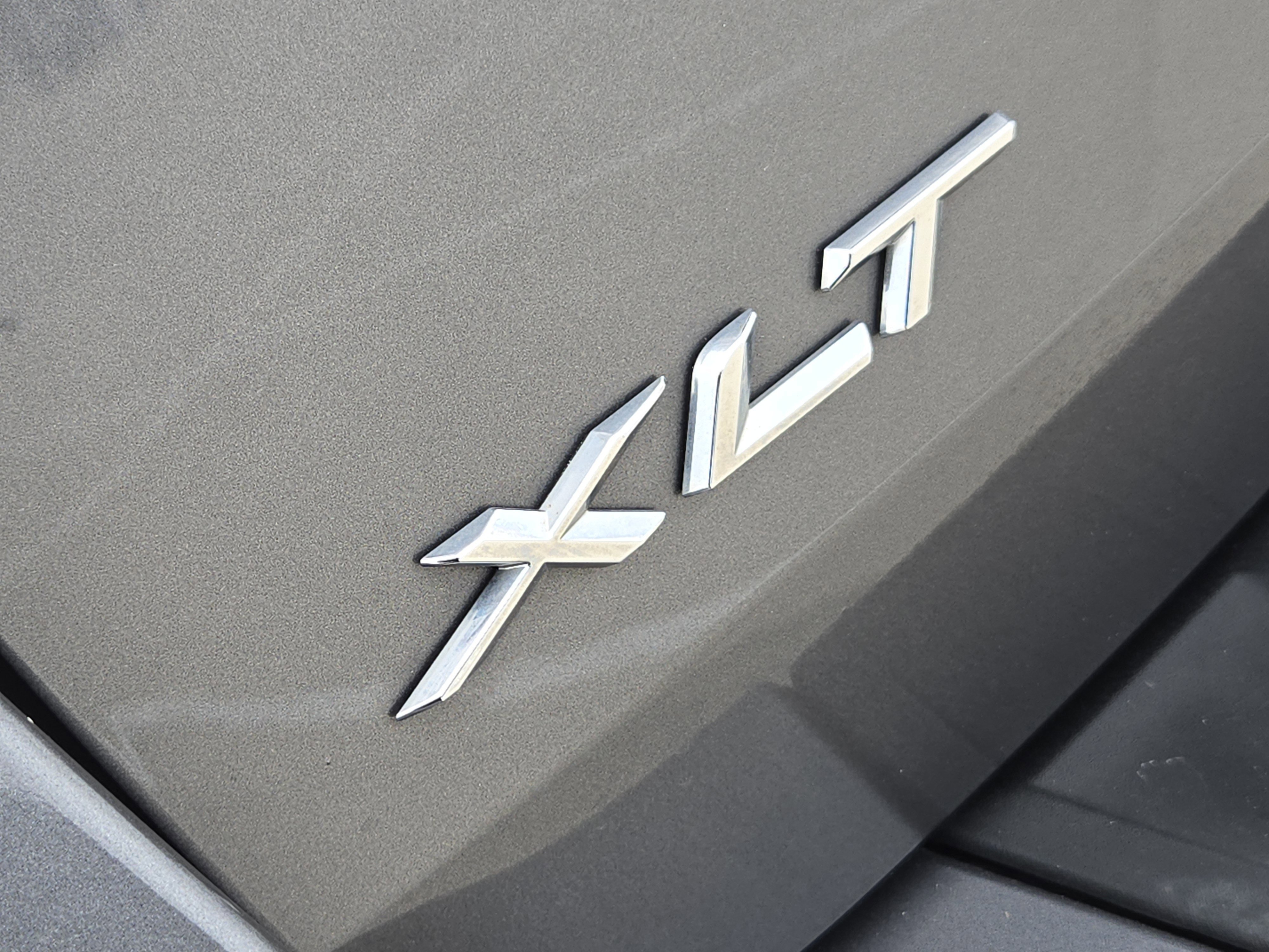 Certified Used 2022 Carbonized Gray Metallic Ford XLT image 10