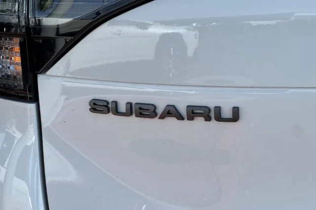 New 2026 CRYSTAL WHITE PEARL Subaru Premium image 20