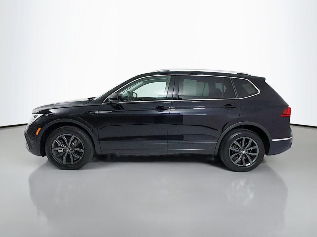 Used 2023 Deep Black Pearl Volkswagen 2.0T SE FWD image 4