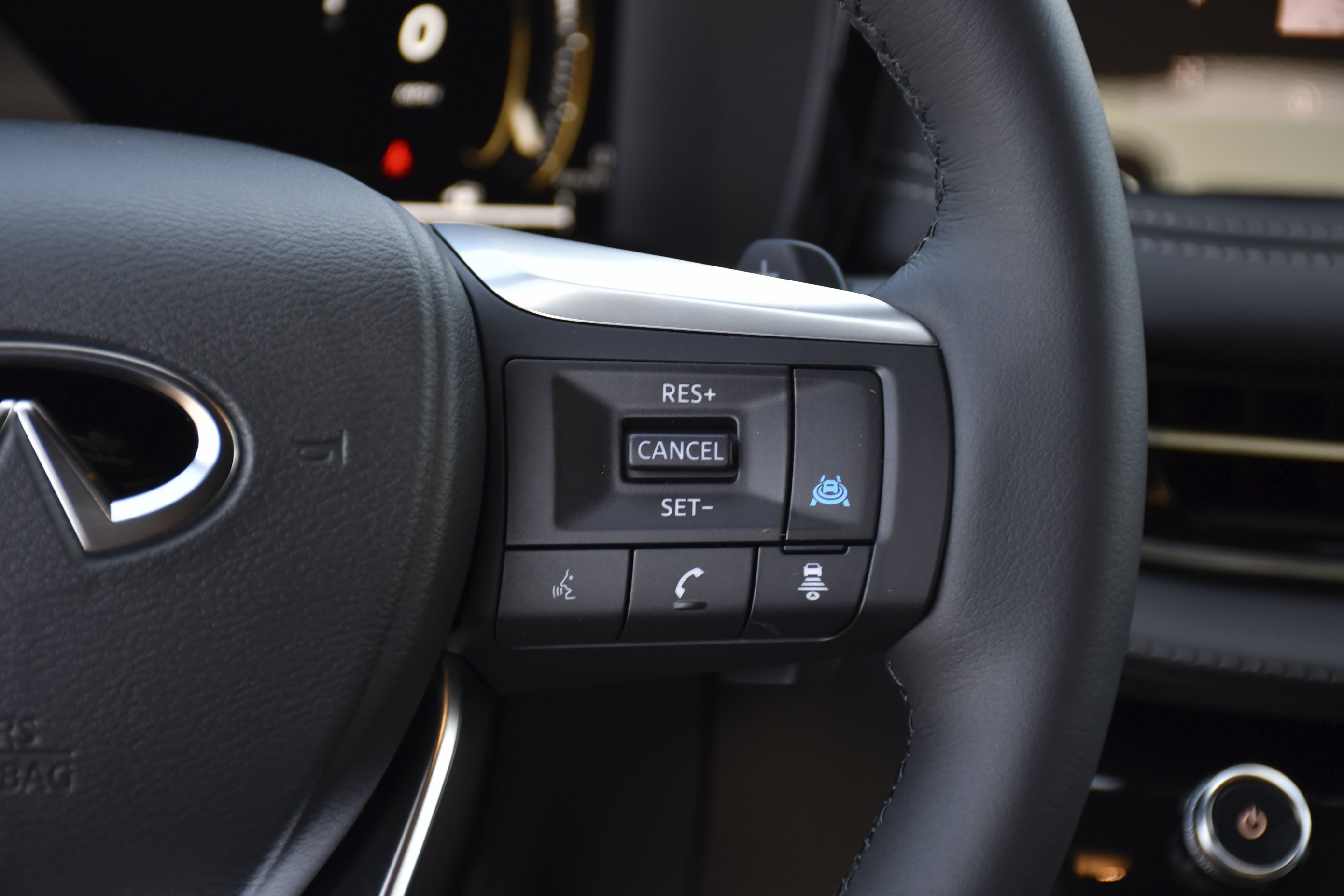 New 2027 HARBOR GRAY INFINITI Sport AWD image 9