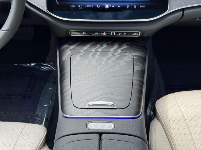 New 2027 WHITE Mercedes-Benz E 450 image 24