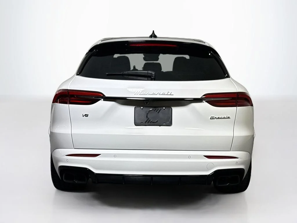 New 2026 Bianco Maserati Modena image 4