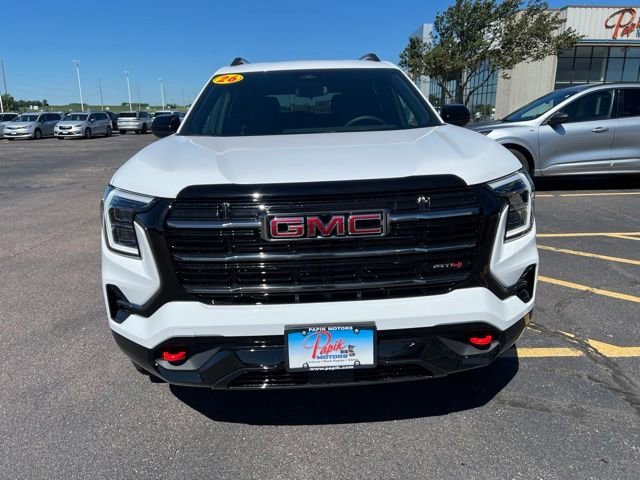 2026 GMC Terrain AT4 - Photo 7