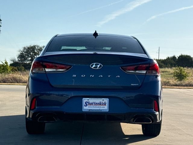 Used 2019 Blue Hyundai Sport image 7